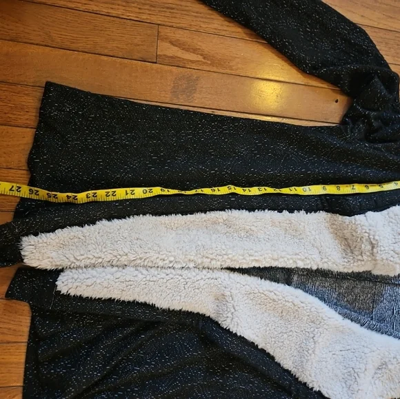 Wild Pearl Black Tan Open Front Sherpa  Cardigan Sweater Size Large - Picture 6 of 6